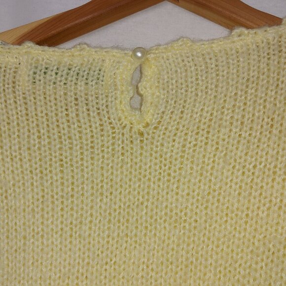 Vintage 80s Shenanigans Women's M Sweater Light Yellow Faux Pearl Flowers Lace - Picture 4 of 7